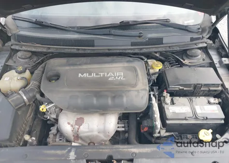 2015 Chrysler 200 C z USA, uszkodzony, nr VIN 1C3CCCCB5FN742526